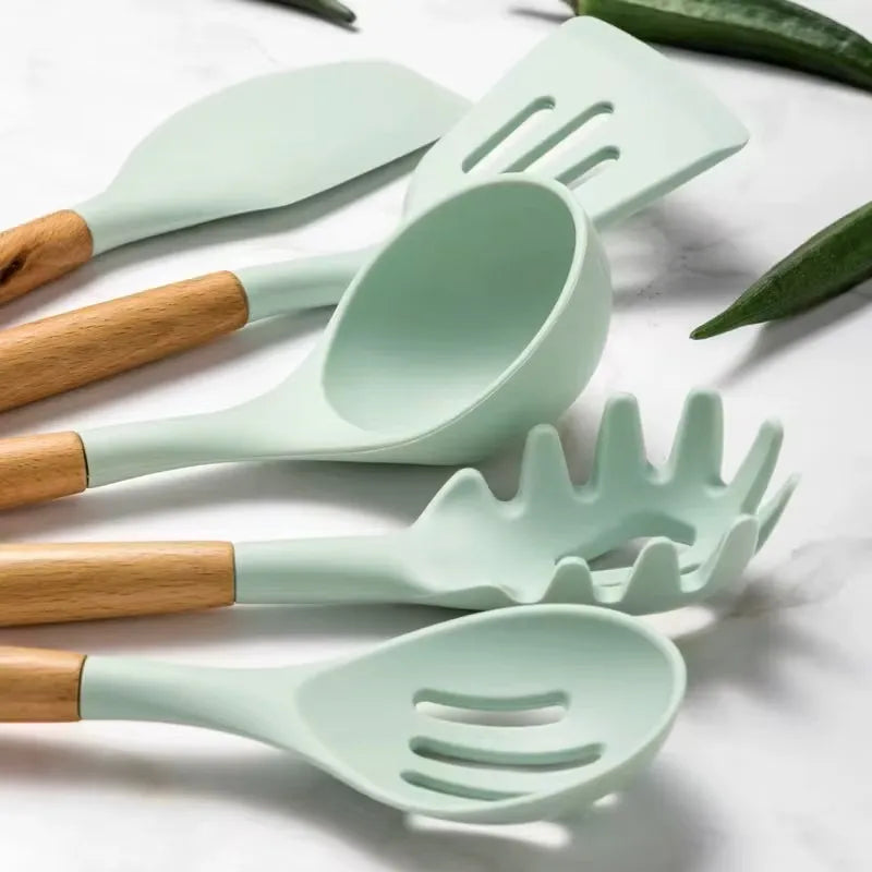 Kit de Utensilios Higiénicos Silicona x12